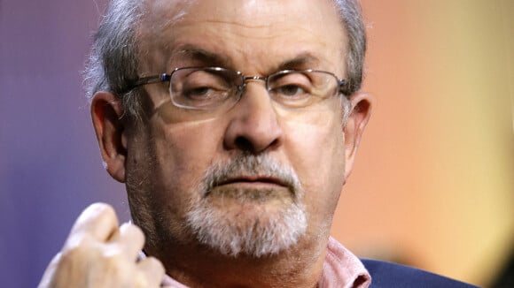 Agression de Salman Rushdie : quand une actrice française récitait un passage des Versets sataniques...