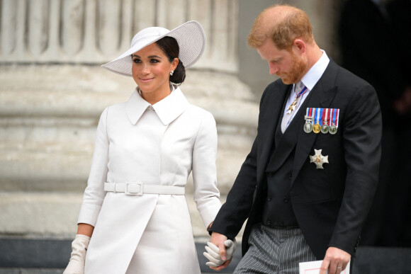 Le prince Harry, duc de Sussex, et Meghan Markle, duchesse de Sussex - Les membres de la famille royale et les invités lors de la messe célébrée à la cathédrale Saint-Paul de Londres, dans le cadre du jubilé de platine (70 ans de règne) de la reine Elisabeth II d'Angleterre. Londres, le 3 juin 2022.