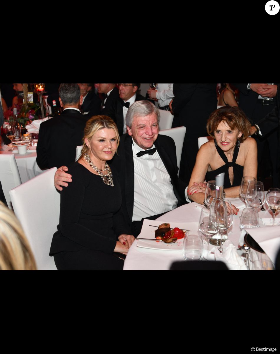 Corinna Schumacher, Volker Bouffier et sa femme Ursula Bouffier - Soirée de gala du bal allemand de la presse sportive à Francfort en Allemagne le 9 novembre 2019.