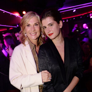 Michèle Laroque et sa fille Oriane Deschamps - After-party du film Brillantissime à la discothèque L'Arc à Paris, France, le 15 janvier 2018. Evènement organisé par Five Eyes Production. © Rachid Bellak/Bestimage