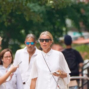 Gwyneth Paltrow et sa fille Apple se rendent à la boutique Goop de Gwyneth à New York le 9 août 2022. 