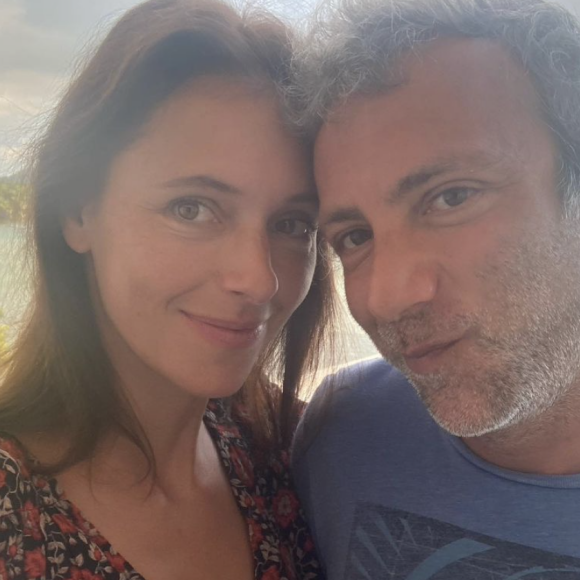 Lolita Séchan et son nouveau compagnon. Instagram. Le 23 août 2022.