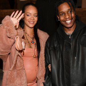 Rihanna (enceinte) et son compagnon Asap Rocky assistent au défilé Off-White femme automne/hiver à Paris. © Veeren / Christophe Clovis / Bestimage 