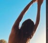 Carla Bruni topless et toujours aussi belle et élancée @ Instagram / Carla Bruni