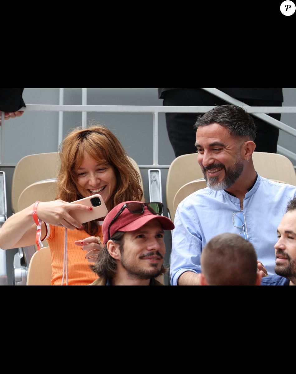 Anais Demoustier dans les tribunes lors des Internationaux de France de Tennis de Roland Garros 2022. Paris, le 5 juin 2022.