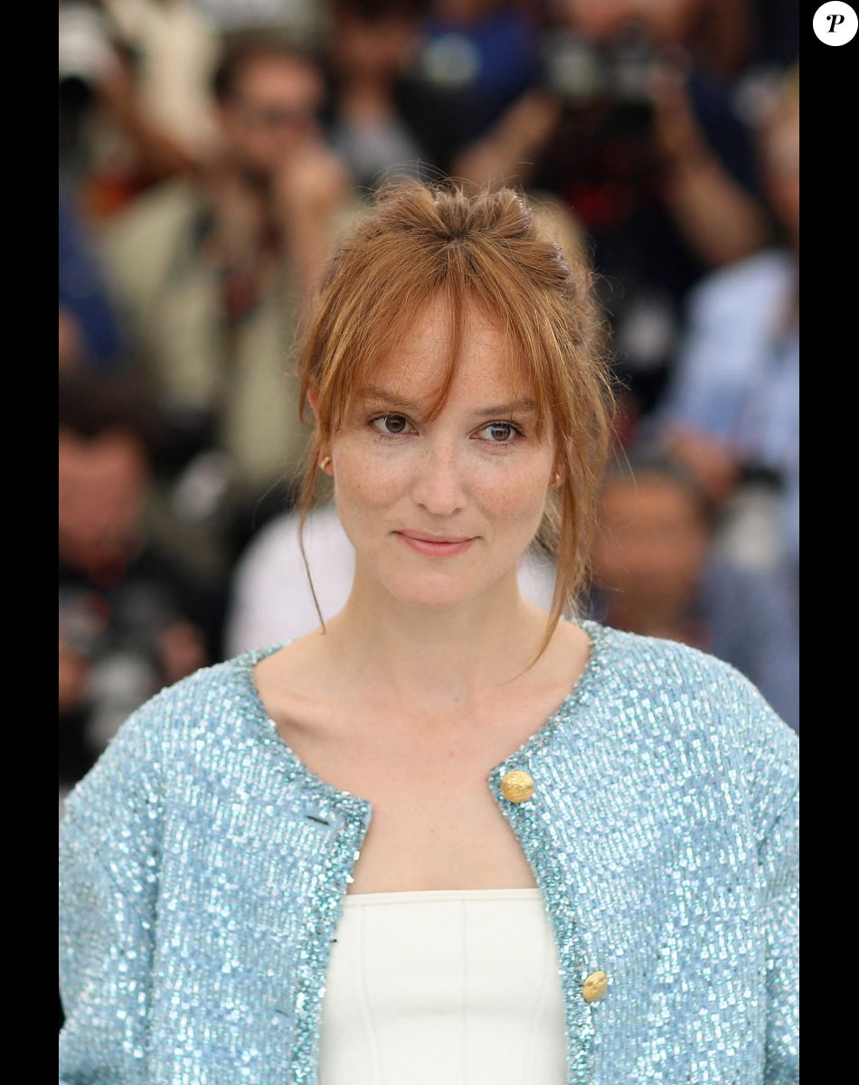 Anaïs Demoustier au photocall du film "Novembre" lors du 75ème Festival International du Film de Cannes, France, le 23 mai 2022. © Dominique Jacovides/Bestimage