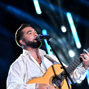 Kendji Girac - Enregistrement de l'émission "La Chanson de l'Année 2022" à Toulon, diffusée le 4 juin sur TF1. © Bruno Bebert / Bestimage