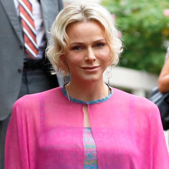 La princesse Charlene de Monaco durant le traditionnel Pique-nique des monégasques au parc princesse Antoinette à Monaco le 6 septembre 2019. Cette année, l'événement a du être légérement raccourci à cause de la pluie, la famille princière était entourée par Monseigneur Barsi, le maire de Monaco M. Georges Marsan, par leurs cousins Jean-Léonard de Massy, son fils Melchior et Mélanie De Massy. © Claudia Albuquerque/Bestimage 