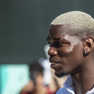 Paul Pogba arrive dans un centre médical de Turin avant de jouer avec la Juventus le 9 juillet 2022.