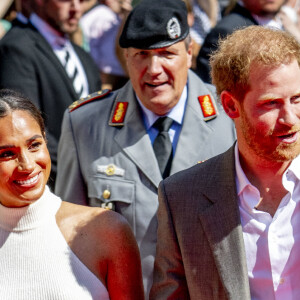 Le prince Harry, duc de Sussex et Meghan Markle, duchesse de Sussex, arrivent à l'hôtel de ville pour l'événement Invictus Games Dusseldorf 2023 One Year to Go, à Düsseldorf, Allemagne, le 6 septembre 2022.