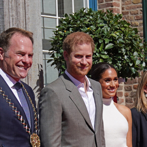 Le prince Harry, duc de Sussex et Meghan Markle, duchesse de Sussex, arrivent à l'hôtel de ville pour l'événement Invictus Games Dusseldorf 2023 One Year to Go, à Düsseldorf, Allemagne, le 6 septembre 2022.