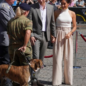 Le prince Harry, duc de Sussex et Meghan Markle, duchesse de Sussex, arrivent à l'hôtel de ville pour l'événement Invictus Games Dusseldorf 2023 One Year to Go, à Düsseldorf, Allemagne, le 6 septembre 2022.