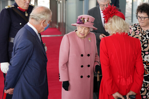 La reine Elizabeth II d'Angleterre assiste à la cérémonie d'ouverture de la sixième session du Senedd à Cardiff, Royaume Uni, 14 octobre 2021.