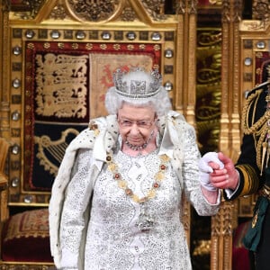 La reine Elisabeth II d'Angleterre et le prince Charles - La famille royale d'Angleterre lors de l'ouverture du Parlement au palais de Westminster à Londres. Le 14 octobre 2019 