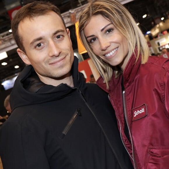 Hugo Clément et sa compagne Alexandra Rosenfeld (Miss France 2006) - Salon du livre de Paris le 16 mars 2019. © Cédric Perrin/Bestimage