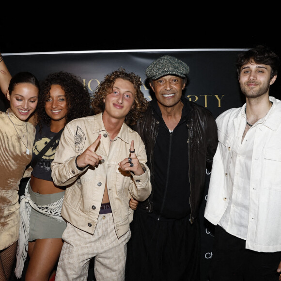 Jenaye, Eleejah, Joalukas Noah, son père Yannick Noah et Tomathy Stewart-Whyte (le frère de Jenaye et Eleejah) lors de la soirée d'anniversaire de Joalukas Noah, fils de Yannick Noah et Isabelle Camus, pour ses 18 ans à Paris le 10 juin 2022. © Cyril Moreau / Bestimage 