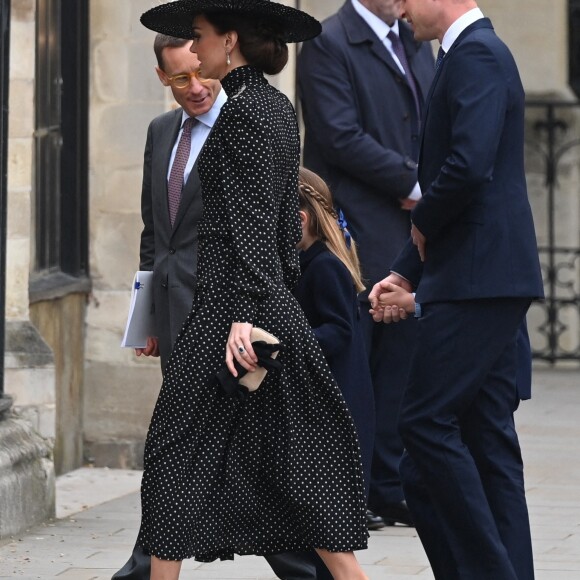 Kate Catherine Middleton, duchesse de Cambridge et le prince William, duc de Cambridge - Arrivées de la famille royale d'Angleterre au Service d'action de grâce en hommage au prince Philip, duc d'Edimbourg, à l'abbaye de Westminster à Londres. Le 29 mars 2022