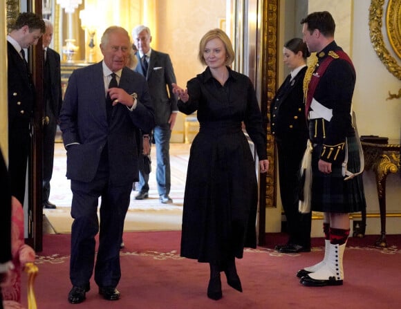 La Première ministre britannique Liz Truss et les membres du gouvernement reçus par le roi Charles III d'Angleterre au palais de Buckingham à Londres. Le 10 septembre 2022