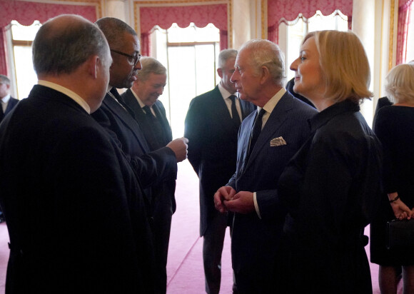 Le roi Charles III et Liz Truss, première ministre britannique, le 9 septembre 2022