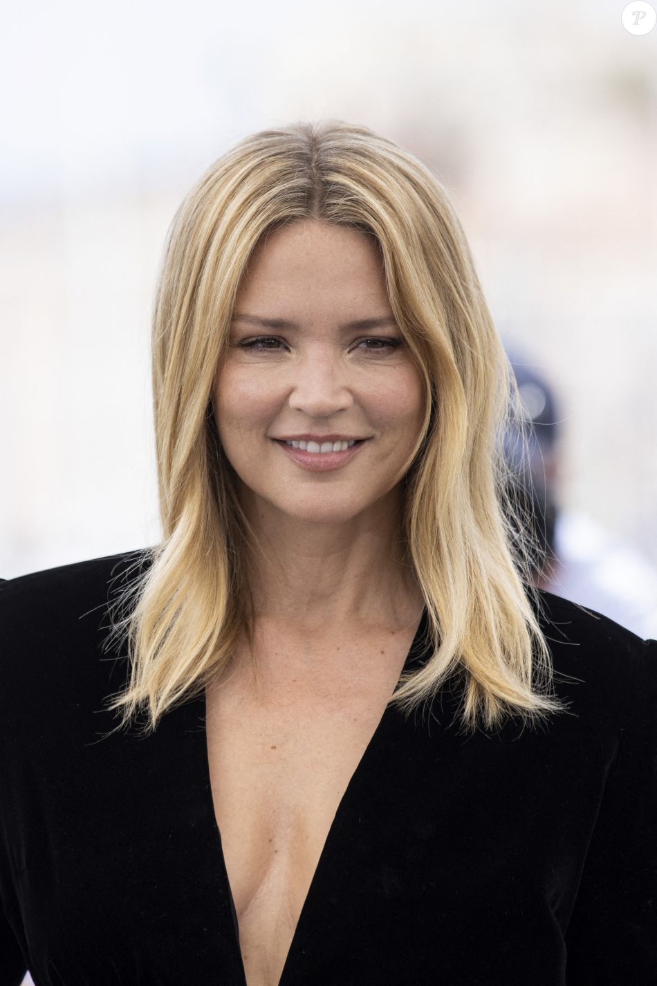 Virginie Efira Au Photocall De Don Juan Lors Du 75 me Festival Virginie Efira Au Photocall De Don Juan Lors Du 75 me Festival