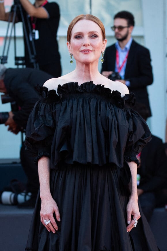 Julianne Moore (robe Christian Dior) - Arrivées à la cérémonie de clôture lors de la 79ème édition du festival international du film de Venise, la Mostra le 10 septembre 2022. © imageSPACE via ZUMA Press Wire / Bestimage