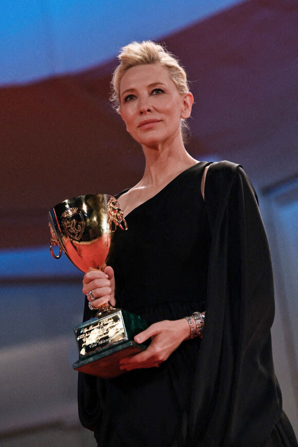 Cate Blanchett (en Louis Vuitton) à la cérémonie de clôture lors de la 79ème édition du festival international du film de Venise, la Mostra le 10 septembre 2022. © imageSPACE via ZUMA Press Wire / Bestimage