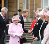 La reine Elisabeth II d Angleterre donne une garden party à Buckingham Palace en présence du prince Harry. Londres. Le 29 mai 2019. 