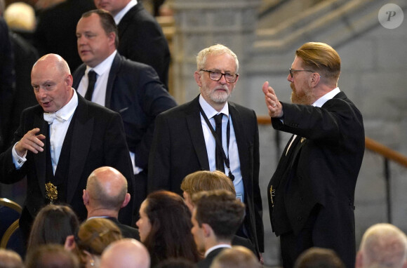 Jeremy Corbyn - Les deux Chambres du Parlement se réunissent pour une cérémonie de condoléances à Westminster Hall à Londres, suite au décès de la reine Elisabeth II d'Angleterre. Le 12 septembre 2022 