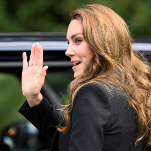 Catherine - Kate - Middleton, princesse de Galles est allée à la rencontre du public avec son époux le prince William, aux portes de Sandringham House à Norfolk, Royaume Uni, le 15 septembre 2022, après la mort de la reine Elisabeth II.