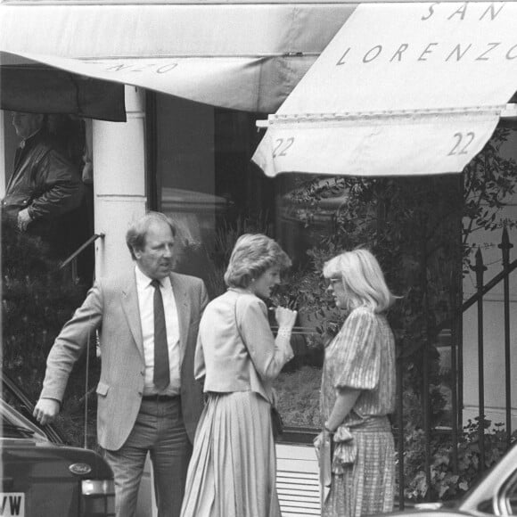 Diana et Lady Dale Tryon à San Lorenzo, en juin 1986