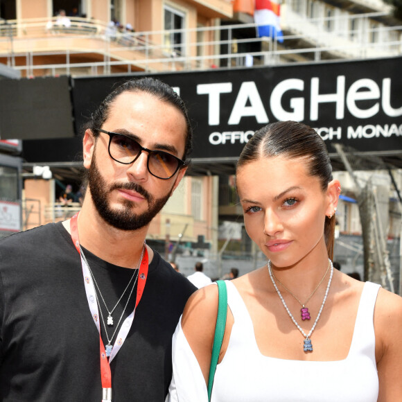 Thylane Blondeau et son fiancé Benjamin Attal lors du Grand Prix de Monaco 2022 de F1, à Monaco, le 29 mai 2022. © Bruno Bebert/Bestimage 