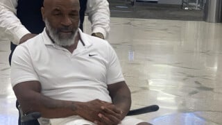 Mike Tyson en fauteuil roulant : la légende de la boxe révèle enfin de quoi il souffre