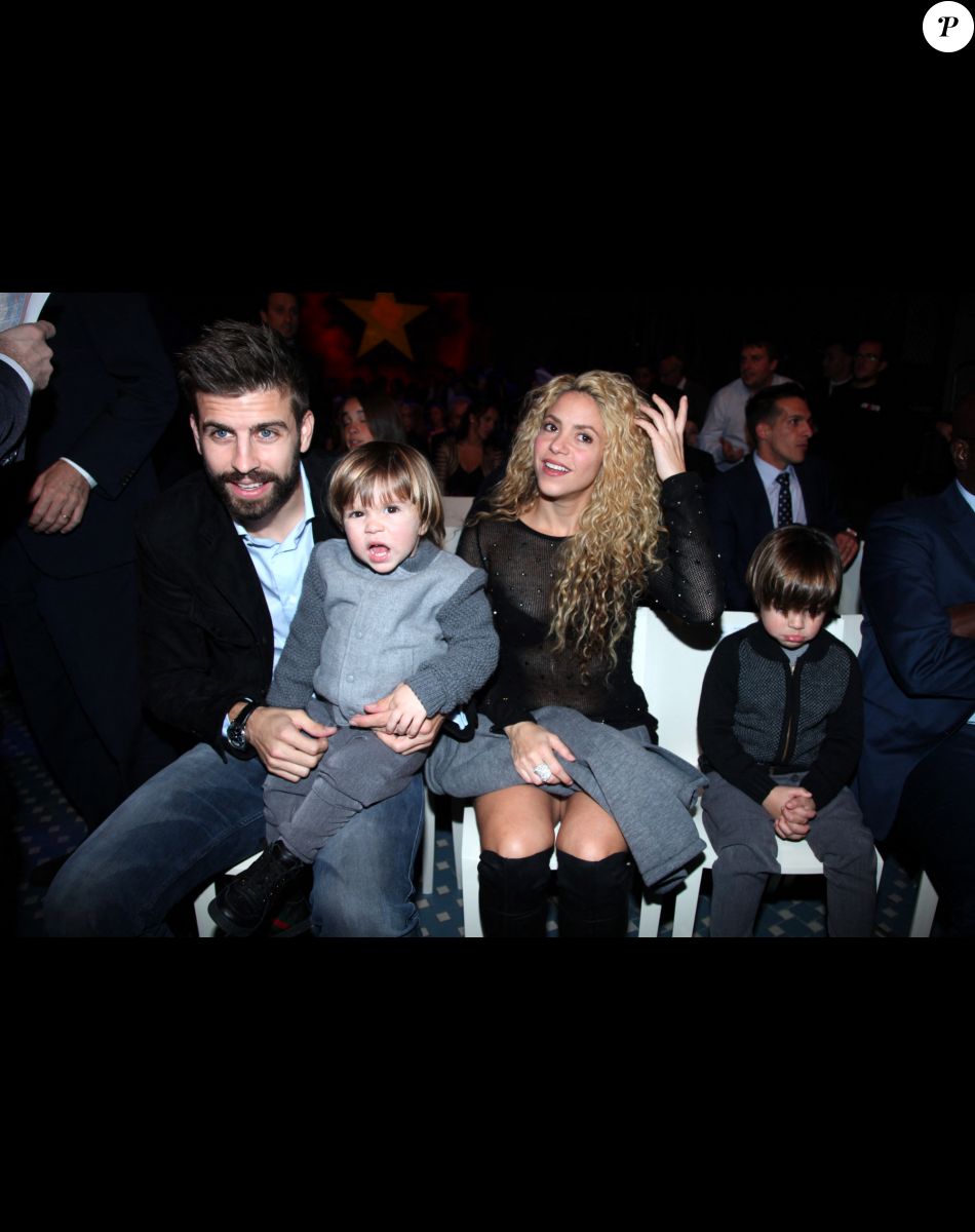 Shakira, son compagnon Gerard Piqué et ses fils Milan et Sasha - Gerard Piqué reçoit un prix lors de la 5ème édition du "Catalan football stars" à Barcelone.