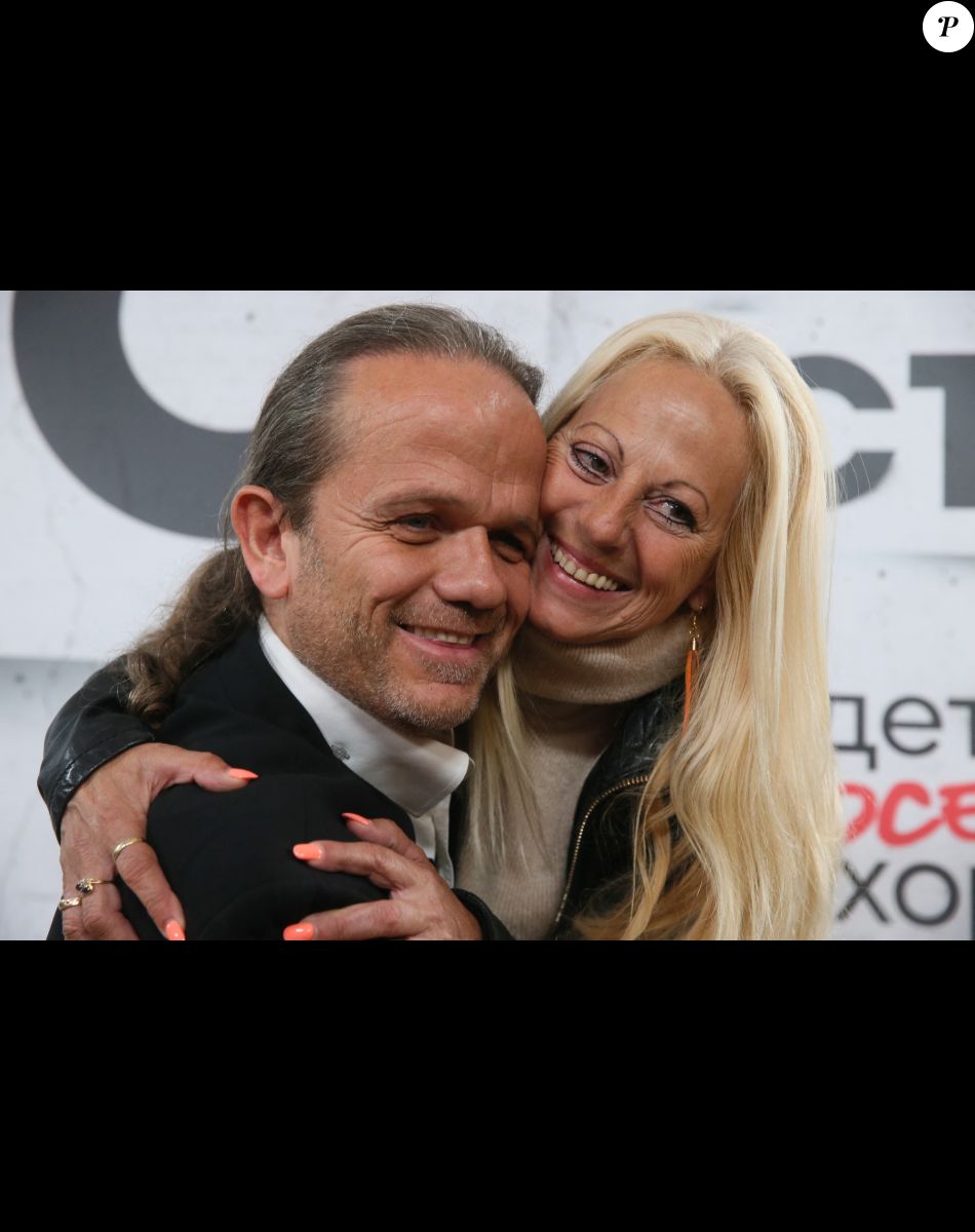 André Bouchet (Passe-Partout dans le jeu de Fort Boyard) et sa femme Patricia lors d'une soirée de la chaîne de télévision CTC à Moscou, Russie, le 29 août 2019.