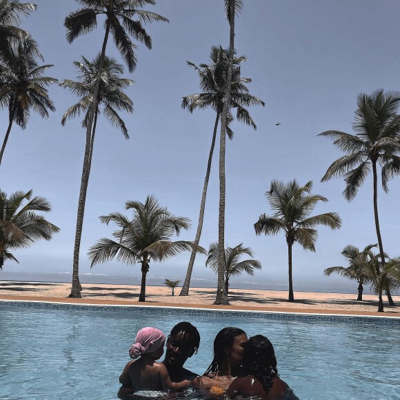 Léa Djadja en famille. Instagram. Le 29 mai 2022.