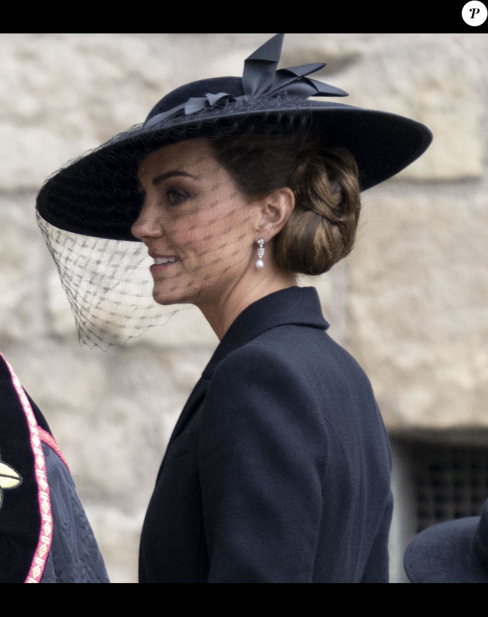 Catherine (Kate) Middleton, princesse de Galles - Arrivées au service funéraire à l'Abbaye de Westminster pour les funérailles d'Etat de la reine Elizabeth II d'Angleterre. Le sermon est délivré par l'archevêque de Canterbury Justin Welby (chef spirituel de l'Eglise anglicane) au côté du doyen de Westminster David Hoyle. Londres, le 19 septembre 2022.