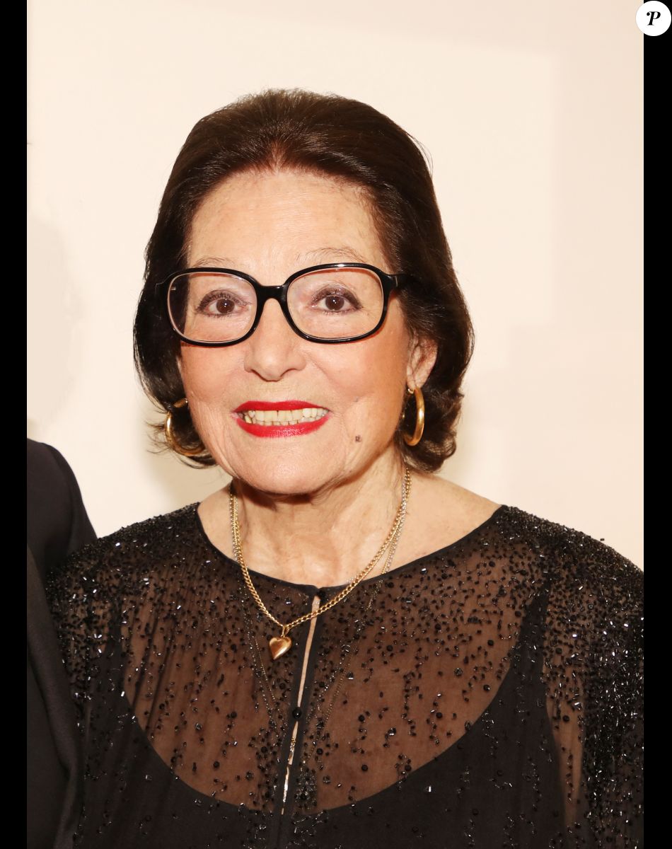 Exclusif - Nana Mouskouri - People en backstage lors du concert "Michel Legrand & Friends" en hommage à Michel Legrand au Grand Rex à Paris le 17 avril 2019. © Denis Guignebourg/Bestimage