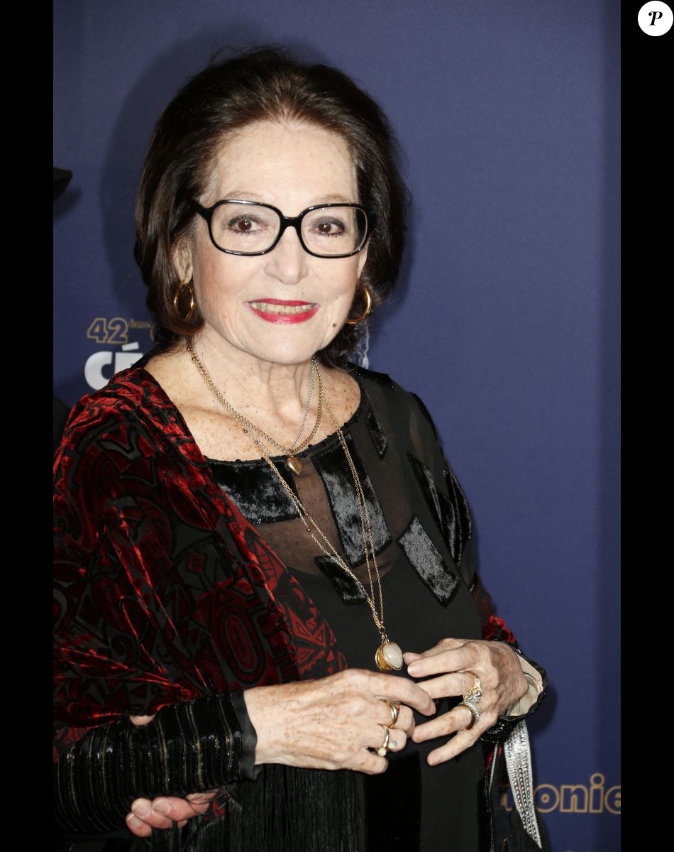 Nana Mouskouri - Photocall de la 42ème cérémonie des Cesar à la salle Pleyel à Paris, le 24 février 2017. © Christophe Aubert via Bestimage