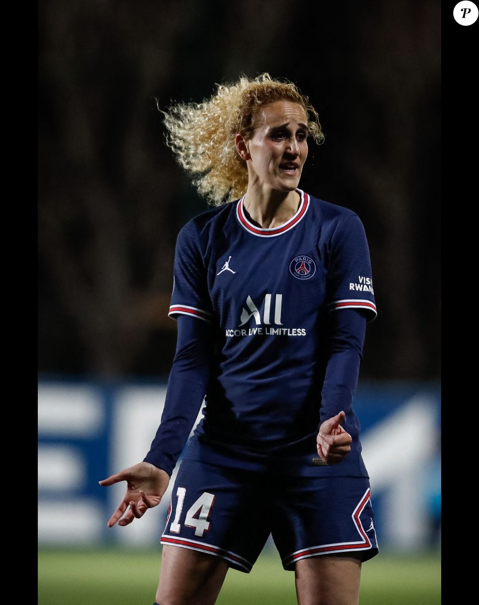 Kheira Hamraoui (Paris Saint Germain) - Football Féminin - D1 Arkema - PSG Vs Montpellier (0-0) à Saint-Germain-en-Laye le 11 mars 2022. © Aurelien Morissard / Panoramic / Bestimage