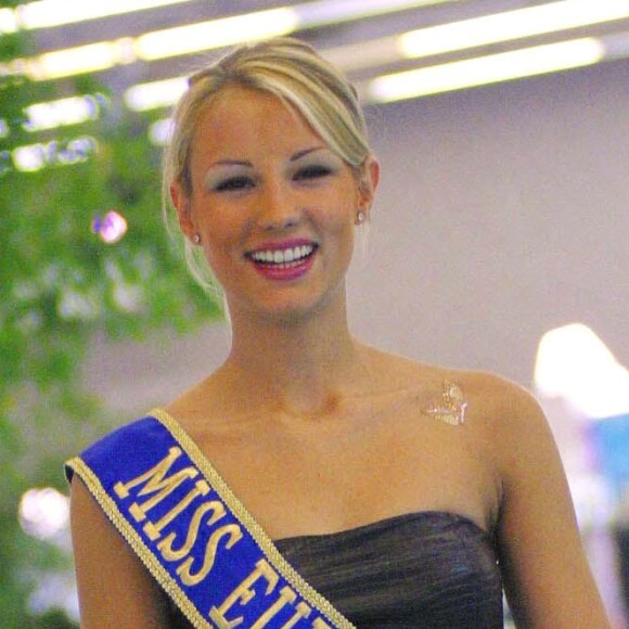 Elodie Gossuin - Salon du prêt à porter de Versailles à Paris