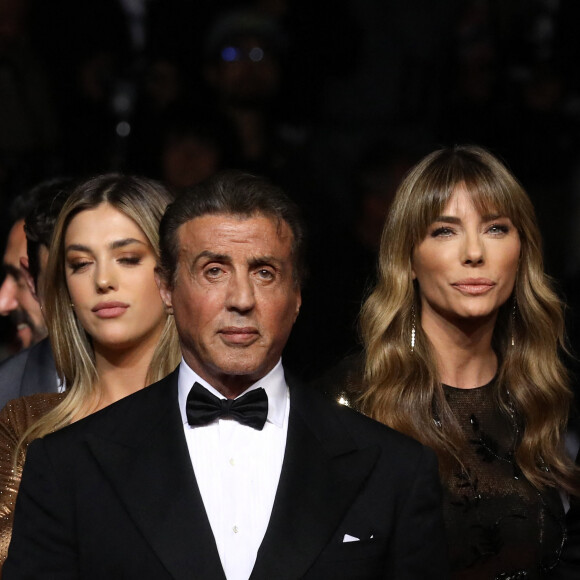 Sylvester Stallone, sa femme Jennifer Flavin et sa fille Sistine - Montée des marches du film "Rambo : First Blood" lors du 72ème Festival International du Film de Cannes. Le 24 mai 2019 © Jacovides-Moreau / Bestimage 