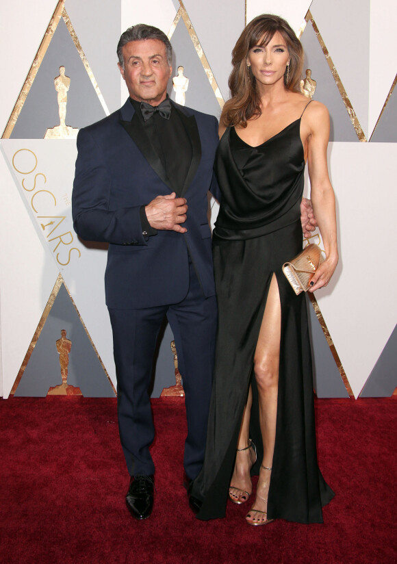 Sylvester Stallone et sa femme Jennifer Flavin - Arrivées à la 88ème cérémonie des Oscars à Los Angeles le 28 février 2016. 