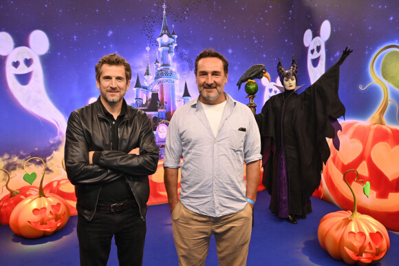 Guillaume Canet et Gilles Lellouche - Disneyland Paris à inauguré ce week-end la saison d’Halloween avec la présence de plusieurs célébrités françaises, le 25 septembre 2021.