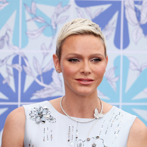 La princesse Charlène de Monaco - 73ème Gala de la Croix-Rouge Monégasque qui avait lieu pour la première fois sur les Terrasses du Soleil, entre la façade magistrale de l’Opéra Garnier Monte-Carlo et la mer Méditerrannée à Monaco le 18 juillet 2022. © Dominique Jacovides/Bestimage