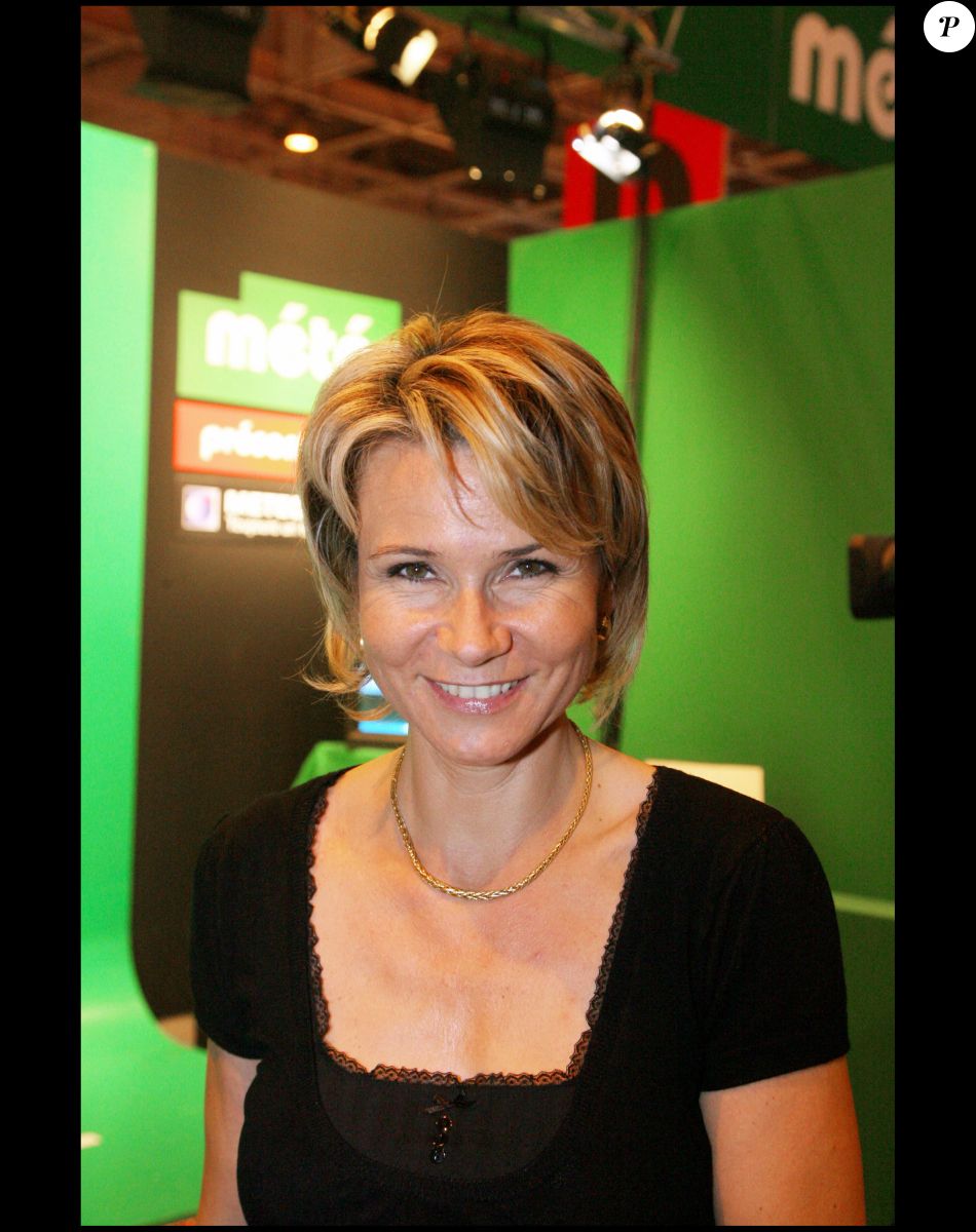 Nathalie Rihouet - Premier salon de la télévision à Paris, porte de Versailles du 14 au 17 juin