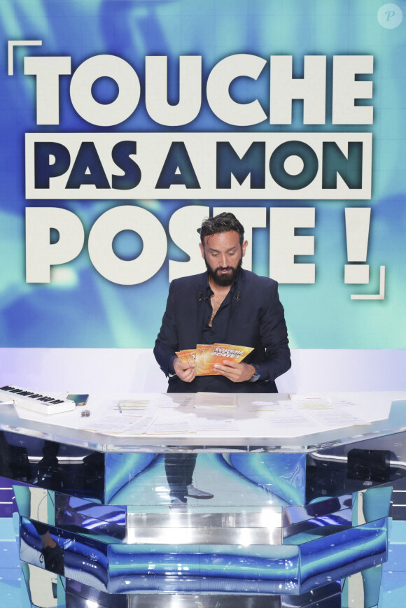 Exclusif - Cyril Hanouna - Sur le plateau de l'émission TPMP (Touche Pas à Mon Poste) présentée en direct par C.Hanouna et diffusée sur C8 - Paris le 14/09/2022 - © Jack Tribeca / Bestimage 