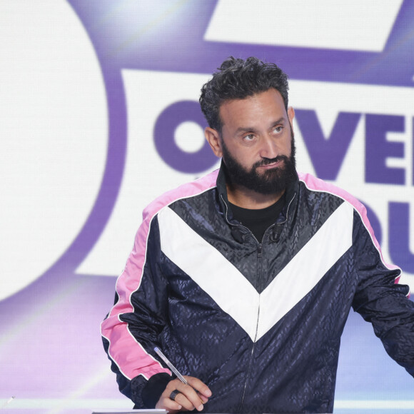 Exclusif - Cyril Hanouna sur le plateau de l'émission TPMP (Touche Pas à Mon Poste) présentée par C.Hanouna et diffusée sur C8 à Paris, France, le 2 septembre 2022. © Jack Tribeca/Bestimage 