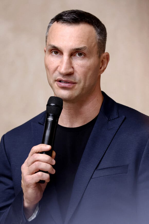 Wladimir Klitschko lors de la remise du prix "M100 Media Award 2022" pour le peuple ukrainien au château de l'Orangerie à Potsdam, le 15 septembre 2022. 