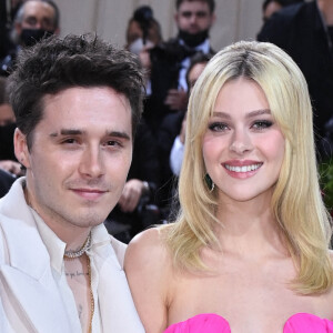 Brooklyn Beckham et Nicola Peltz - Les célébrités arrivent à la soirée du "MET Gala 2022 : In America: An Anthology of Fashion" à New York, le 2 mai 2022. 