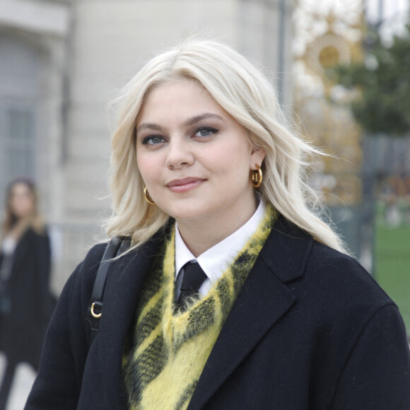 Louane Emera - Arrivées au défilé Dior Femme Automne/Hiver 2022/2023 lors de la Fashion Week de Paris, France, le 1er mars 2022. © Denis Guignebourg/Bestimage 